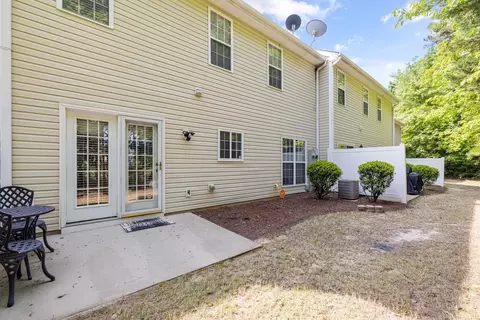 36 Edgebrook Cir, Durham, NC 27703 photo 22