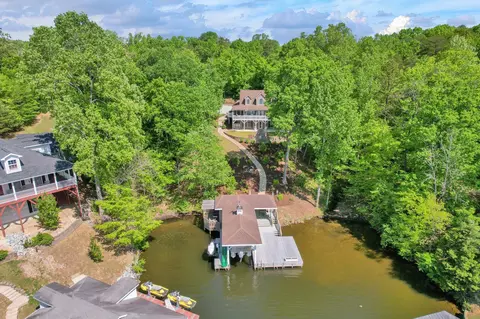 175 Rock Pointe Dr, Semora, NC 27343 photo 1