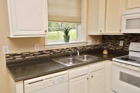 5 Lakeridge Cv, Durham, NC 27703 photo 15