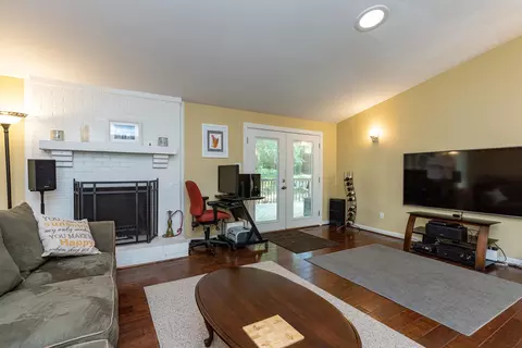 511 E Dynasty Dr, Cary, NC 27513 photo 9
