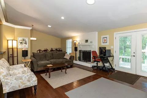 511 E Dynasty Dr, Cary, NC 27513 photo 6