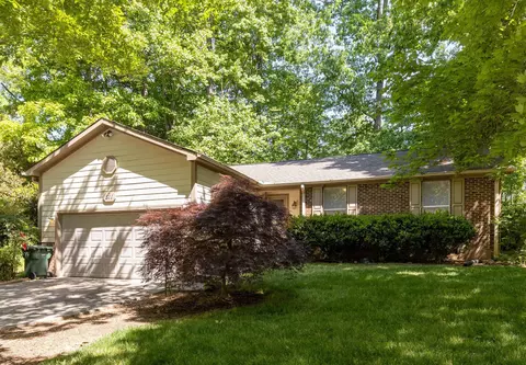 511 E Dynasty Dr, Cary, NC 27513 photo 1