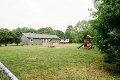 142 Riders Ridge Ln, Willow Spring, NC 27592 photo 5