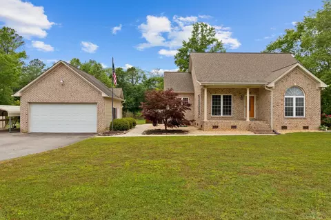 65 Della Ln, Erwin, NC 28339 photo 1