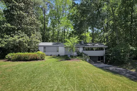203 S Roderick Dr, Smithfield, NC 27577 photo 2