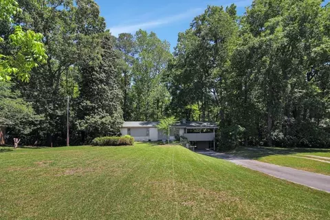 203 S Roderick Dr, Smithfield, NC 27577 photo 4