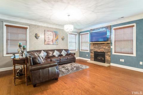 7649 Mapleshire Dr, Raleigh, NC 27616 photo 7