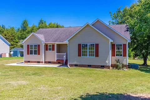 129 Hugh Dr, Smithfield, NC 27577 photo 1