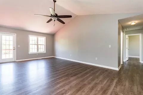 129 Hugh Dr, Smithfield, NC 27577 photo 13