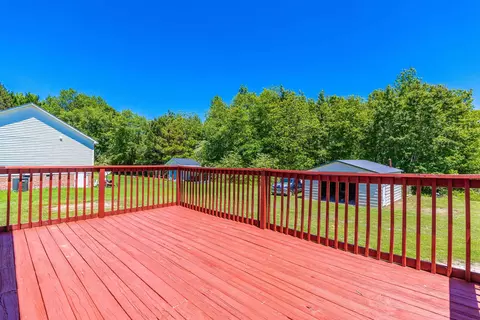 129 Hugh Dr, Smithfield, NC 27577 photo 4