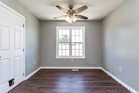 129 Hugh Dr, Smithfield, NC 27577 photo 17
