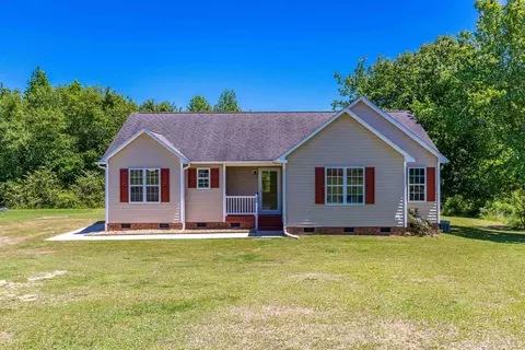 129 Hugh Dr, Smithfield, NC 27577 photo 3
