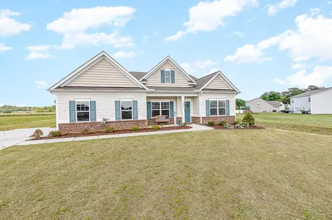 133 Monroe Fields Dr, Benson, NC 27504 photo 3