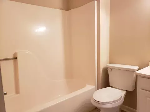 8 Howlett Pl, Durham, NC 27703 photo 31