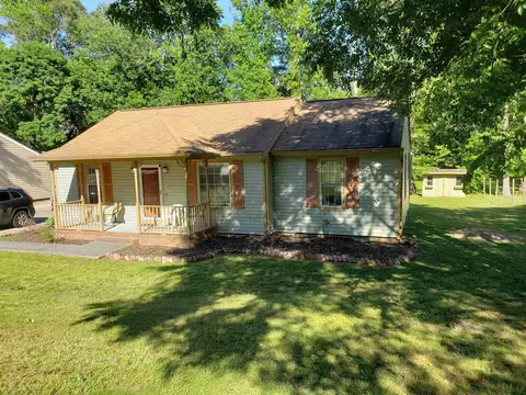 8 Howlett Pl, Durham, NC 27703 photo 2