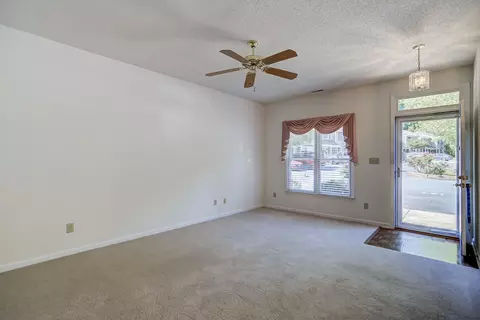 127 Forest Oaks Dr, Durham, NC 27705 photo 5