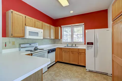 127 Forest Oaks Dr, Durham, NC 27705 photo 8
