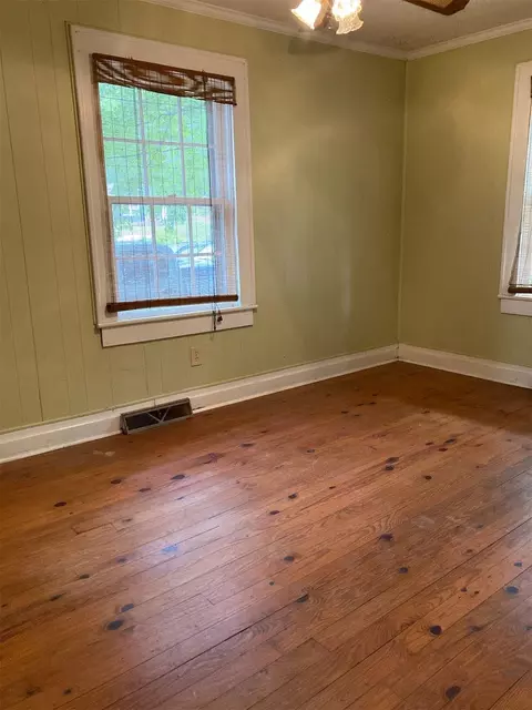 910 Gorrell St, Burlington, NC 27215 photo 20