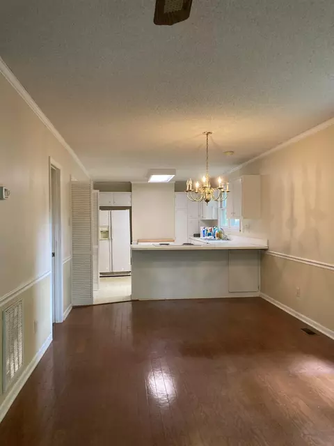 910 Gorrell St, Burlington, NC 27215 photo 24