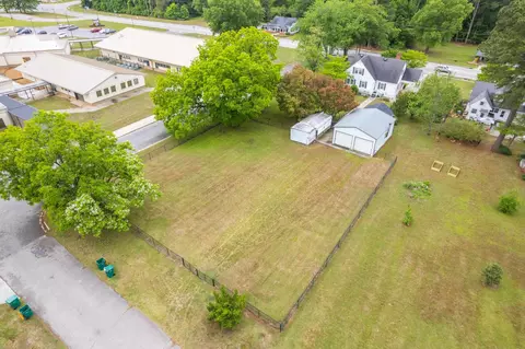 207 E Main St, Micro, NC 27555 photo 38