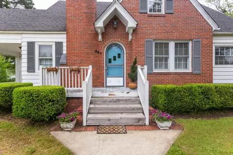 207 E Main St, Micro, NC 27555 photo 8