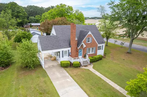207 E Main St, Micro, NC 27555 photo 4