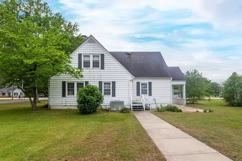 207 E Main St, Micro, NC 27555 photo 31