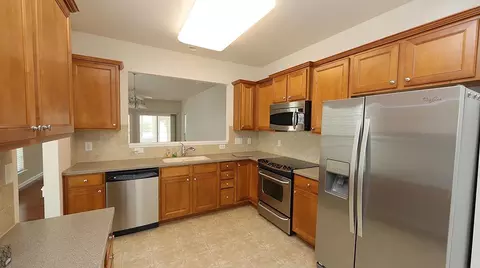 811 Endhaven Pl, Cary, NC 27519 photo 3