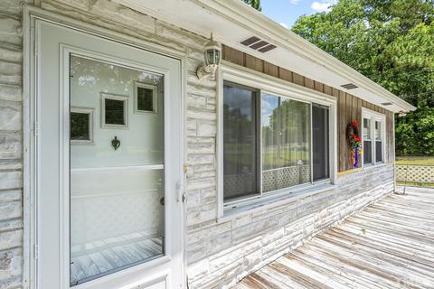 3811 Hamlin Rd, Durham, NC 27704 photo 3