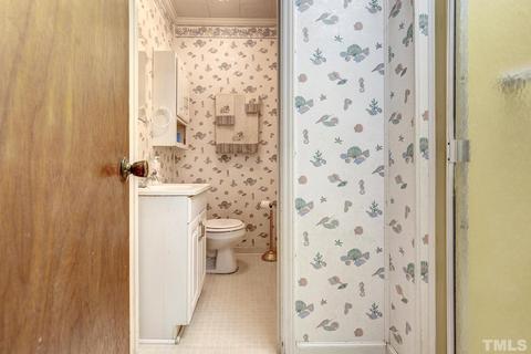 3811 Hamlin Rd, Durham, NC 27704 photo 20