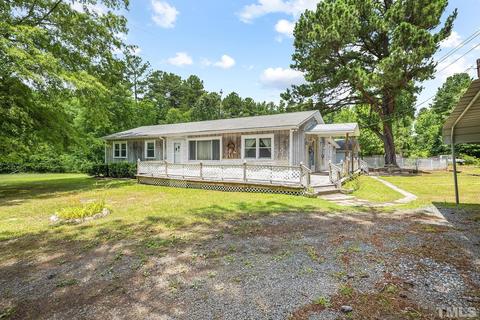 3811 Hamlin Rd, Durham, NC 27704 photo 2
