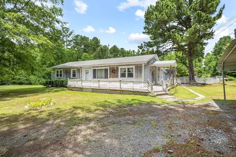 3811 Hamlin Rd, Durham, NC 27704 photo 2