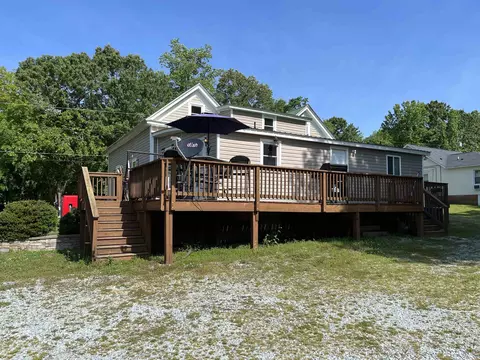 202 Front St, Roxboro, NC 27573 photo 4