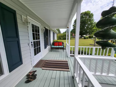 2004 Benttree Dr, Clayton, NC 27520 photo 3