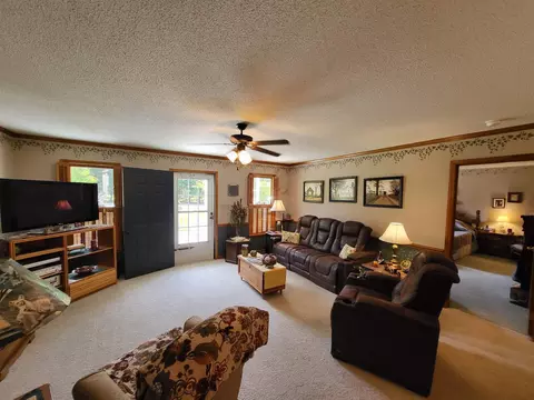 2004 Benttree Dr, Clayton, NC 27520 photo 10