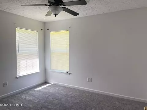 151 N Pine St, Robbins, NC 27325 photo 9