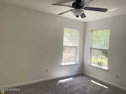 151 N Pine St, Robbins, NC 27325 photo 6