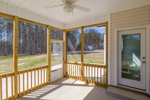 300 Coats Ridge Dr, Benson, NC 27504 photo 51