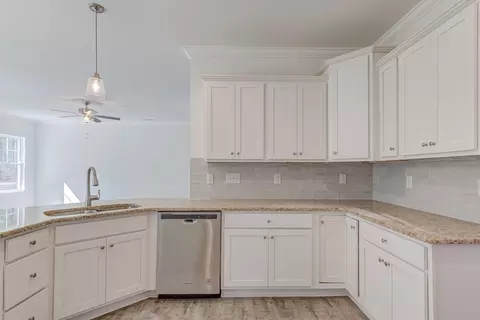 300 Coats Ridge Dr, Benson, NC 27504 photo 14