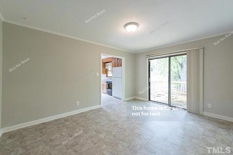 802 Lindley Dr, Durham, NC 27703 photo 11