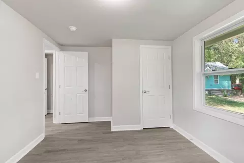 3234 Dearborn Dr, Durham, NC 27704 photo 9