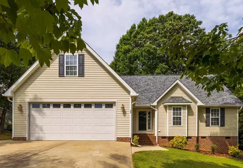 20 Foxhound Ct, Benson, NC 27504 photo 1
