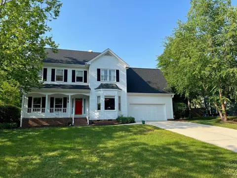 3906 Springstop Ln, Durham, NC 27705 photo 2