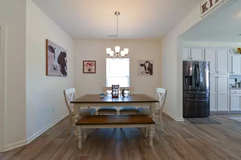 112 Pineapple Pl, Benson, NC 27504 photo 7