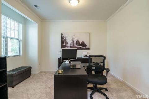 112 Red Robin Rd, Durham, NC 27703 photo 5