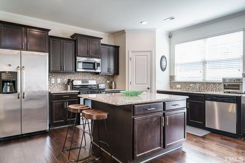 112 Red Robin Rd, Durham, NC 27703 photo 9