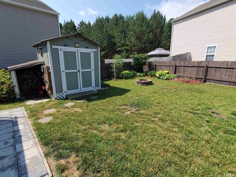 2 Bellmore Ct, Durham, NC 27703 photo 4