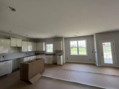 121 Fireside Dr, Benson, NC 27504 photo 4