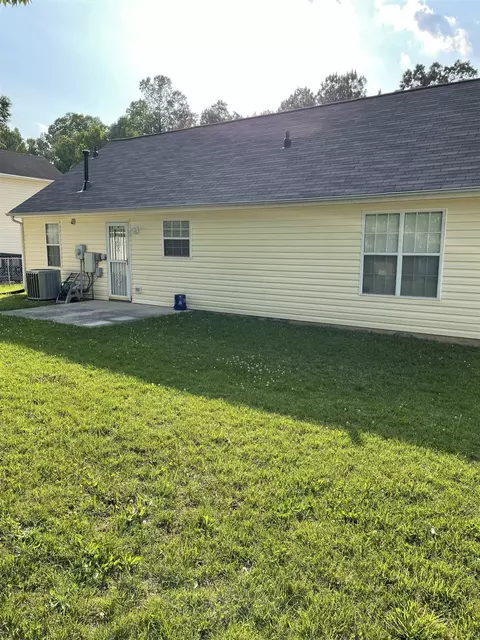 516 E Carver St, Durham, NC 27704 photo 3