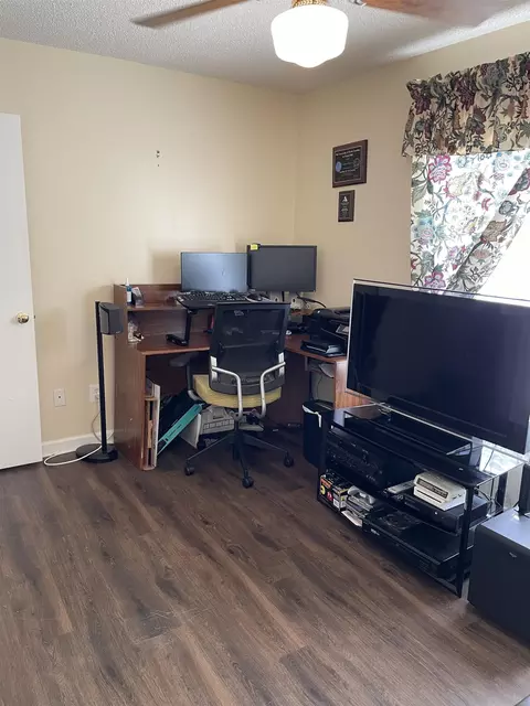 516 E Carver St, Durham, NC 27704 photo 23